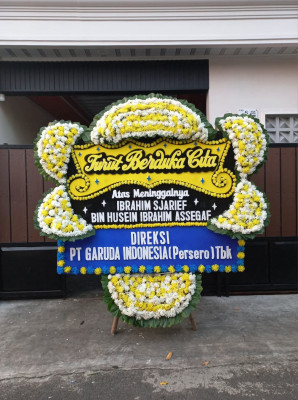 Papan Bunga Duka di Ngloro